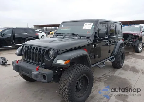 2020 Jeep Wrangler Unlimited Sport S 4X4 z USA, uszkodzony, nr VIN 1C4HJXDG3LW351096